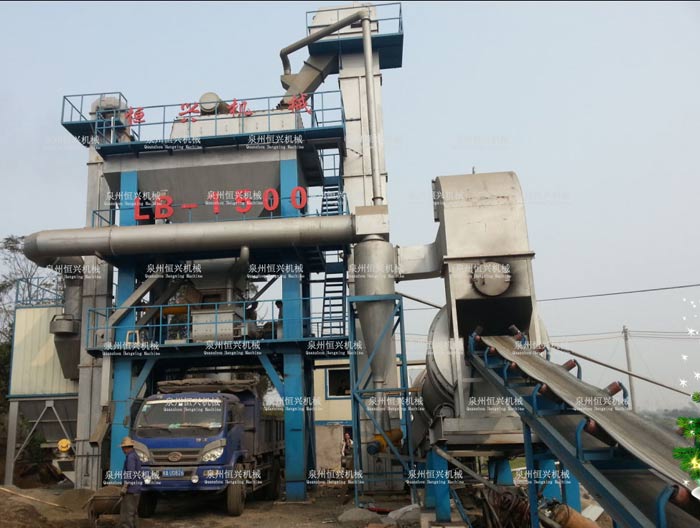 南非瀝(li)青拌合站客(kè)戶