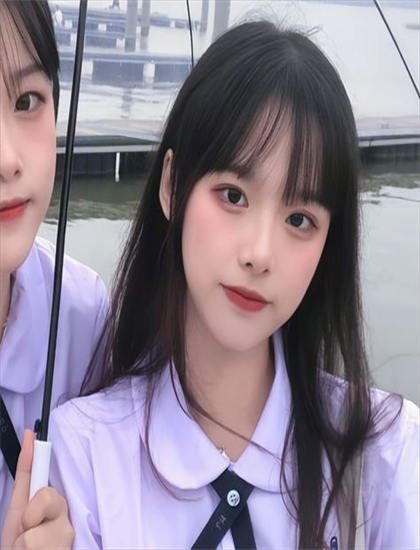 时代背景：龙骑士2022哲学的生命思考与存在探讨——解读作品背后的深层含义